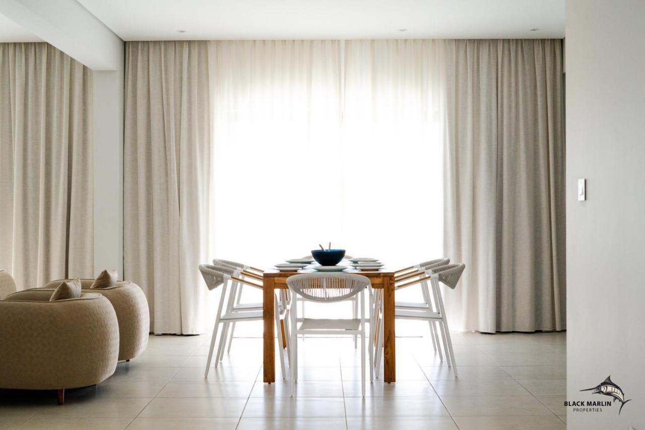 Black Marlin Apartments Pereybere Beach ภายนอก รูปภาพ