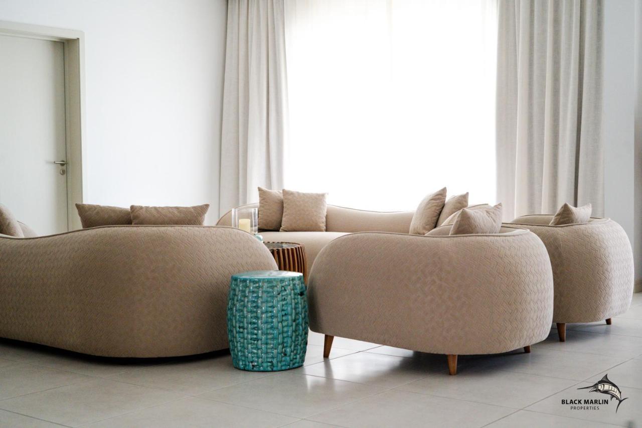 Black Marlin Apartments Pereybere Beach ภายนอก รูปภาพ