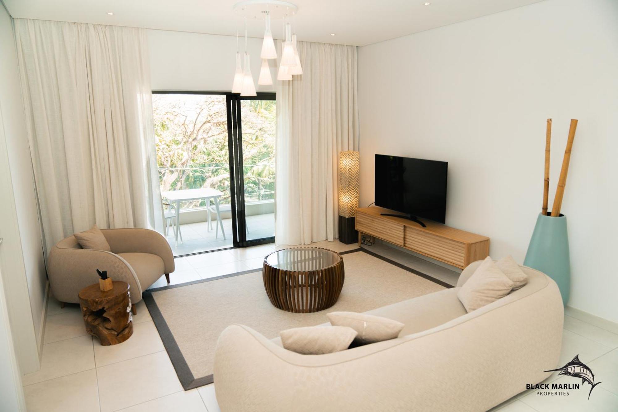Black Marlin Apartments Pereybere Beach ภายนอก รูปภาพ