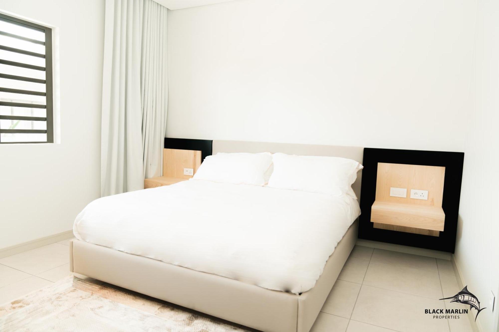 Black Marlin Apartments Pereybere Beach ภายนอก รูปภาพ